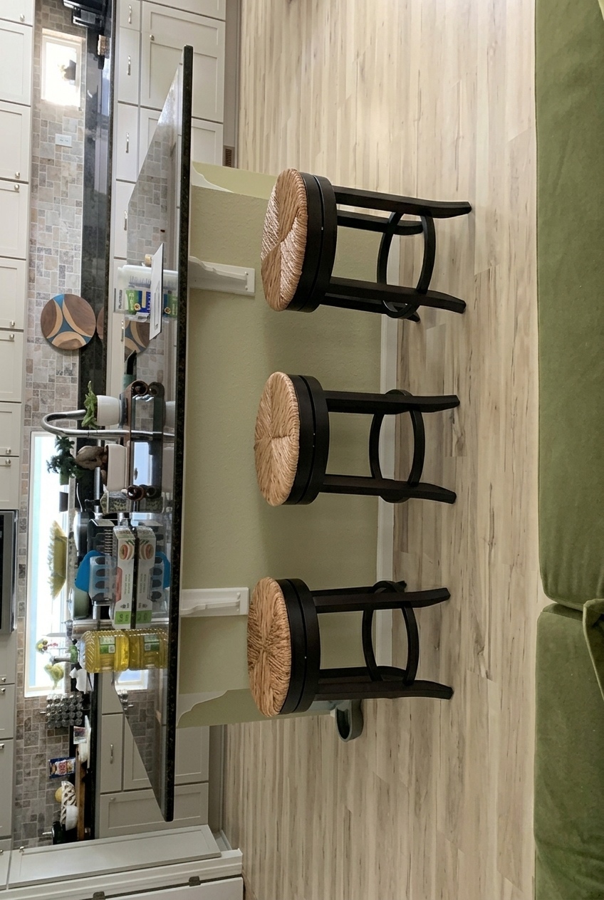 Red Barrel Studio Tamasin Swivel Bar Counter Stool W002839603