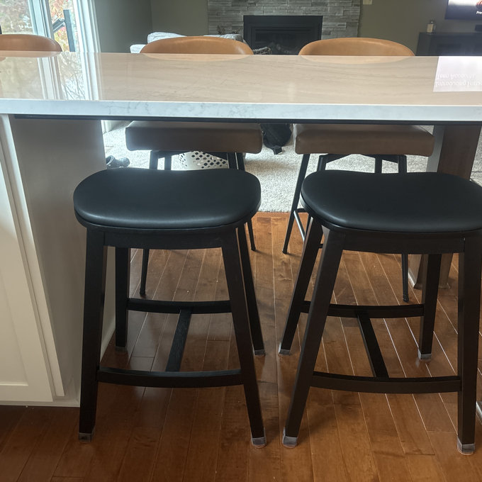 The Art of Curating Faux Leather Counter Stools Around Modern Kitchen Islands