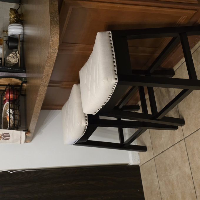 The Art of the Uncluttered Island: Styling with Backless Wood Seating